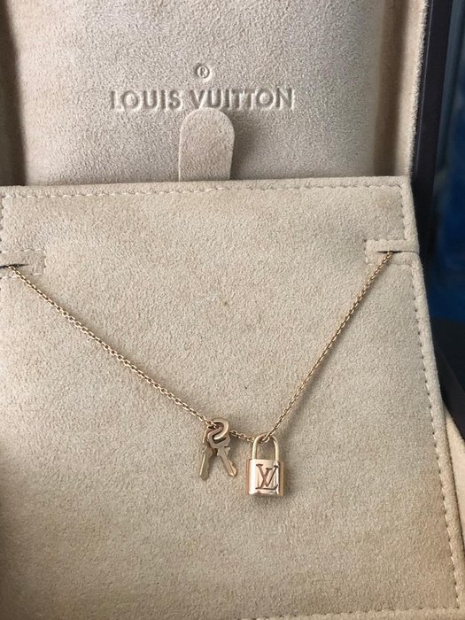 louis vuitton - 18 kt. Gold - Necklace with pendant - Catawiki