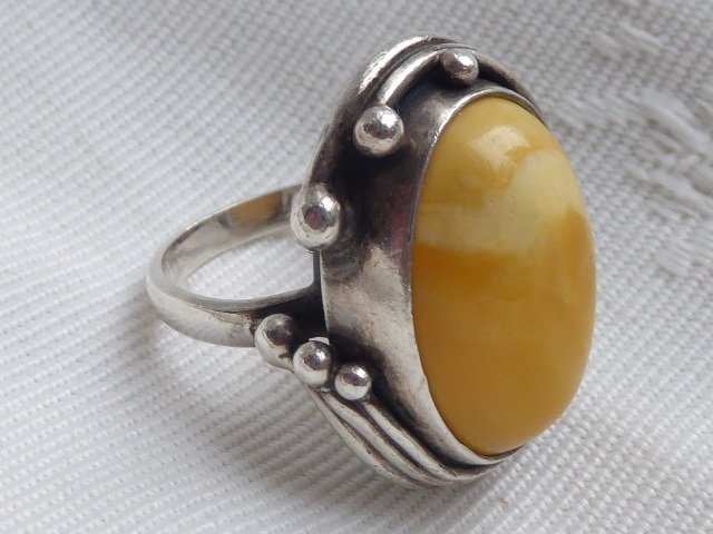 835 Sølv - Antikk ring med eggeplomme butterscotch Baltic Amber