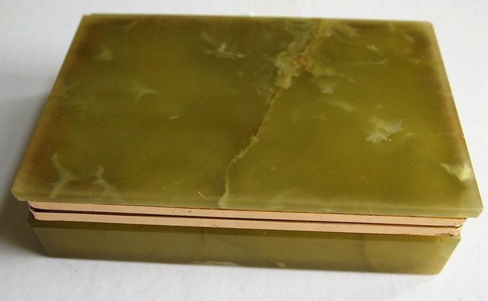 Nowoczesne włoskie zielone pudełko z marmuru Onyx - Mid-Century Modern - Plated Brass, Onyx