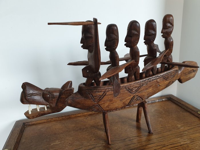 Bote del dragón africano con 5 guerreros - Madera - África 