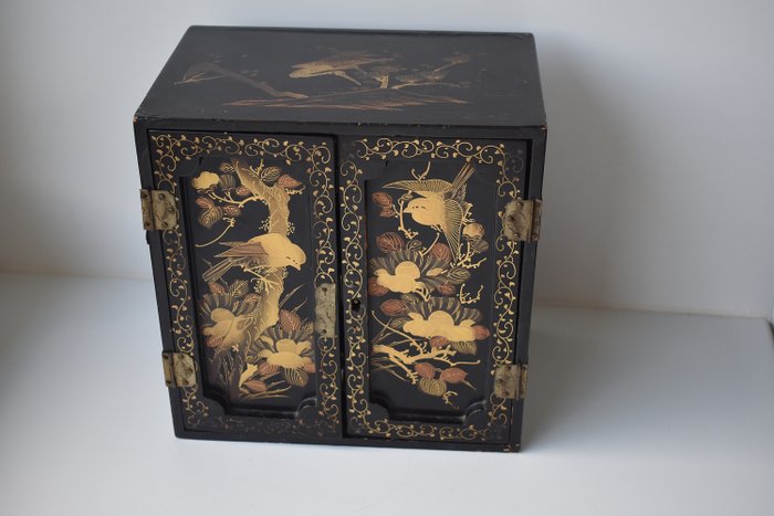 Lacquer Wood Japan Meiji Catawiki, Japanese Jewelry Armoire