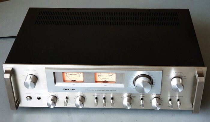 Rotel - RA-913 - Amplificador estéreo