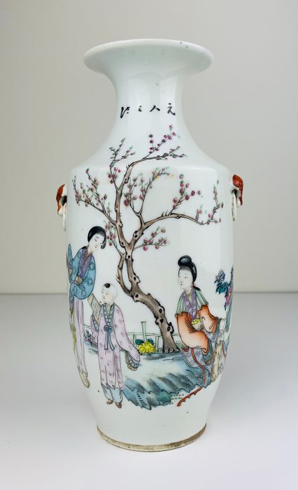 Vaso cinese con scena da giardino e poesia calligrafica - sigillo in cera Jian Ding - Porcellana - Cina - Periodo repubblica (1912-1949)
