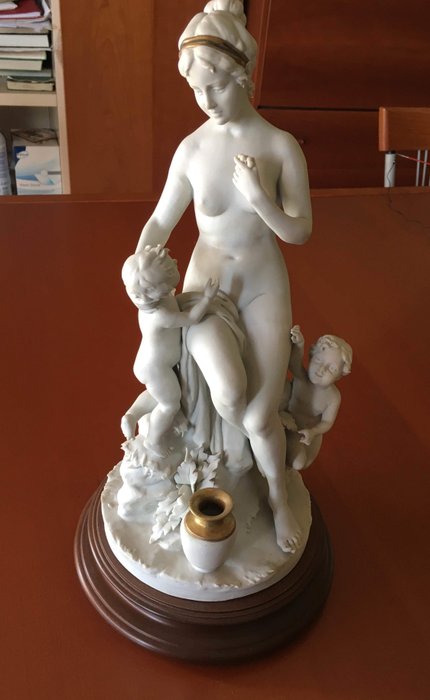 Luigi Giorgio Benacchio - Capodimonte - Figur - Porcelæn