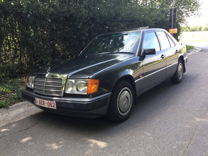 Mercedes-Benz - w124 300d - 1990