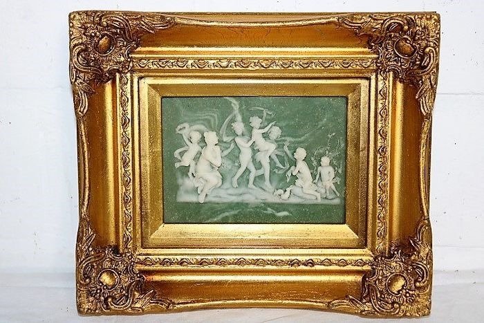 Biggs & Sons london - Plaque, Nymphs and putti