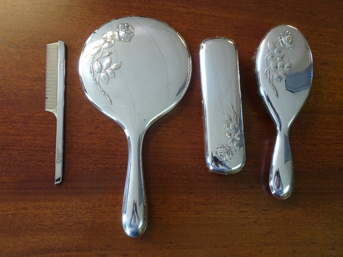 Gero - “帶2個刷子和梳子的手持鏡子” (4) - 畢德麥雅時期 - 銀