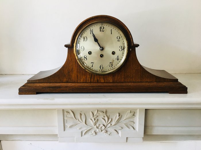 Hermoso péndulo interbellum "Napoleón sombrero manto reloj estante Westminster" en elegante madera - Cobre, Madera, Vidrio - Principios del siglo XX