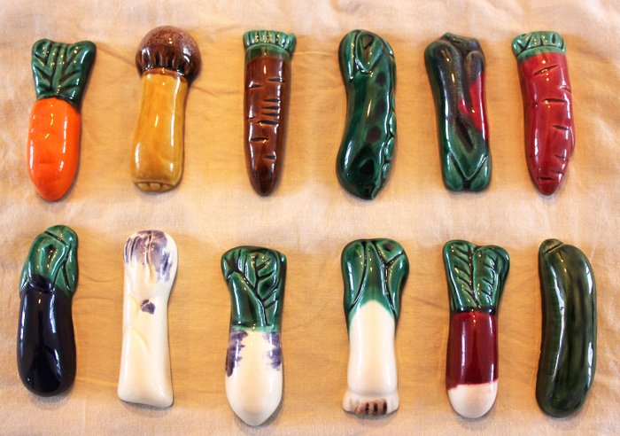 Porte couteaux en forme de légumes (12) - Céramique