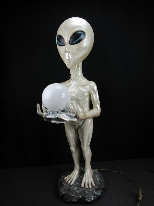C.A.A.A. - Standing Lamp "Roswell Alien with UFO"