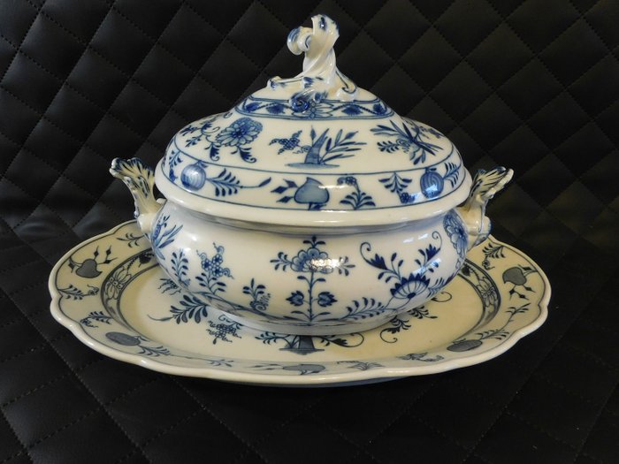 Meissen - 盖碗和盘子 - 瓷