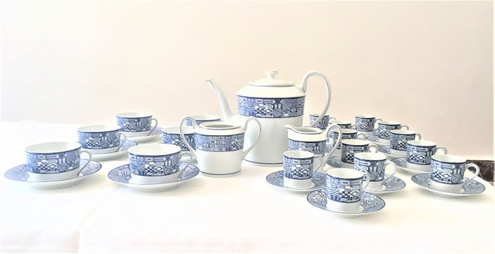 Christian Dior - Limoges - tea and coffee set (40) - Porcelain