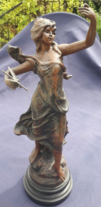 Geo Maxim (ca. 1885-1940) - Sculptură, Statuie franceză a unei figuri feminine cu palet de pictură - spelter cu patinarea colorată în bronz - Early 20th century