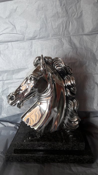 A. Giannelli  - Cabeça de cavalo coberto em 925/1000 de prata - Moderno - .925 prata, Laminado de Prata