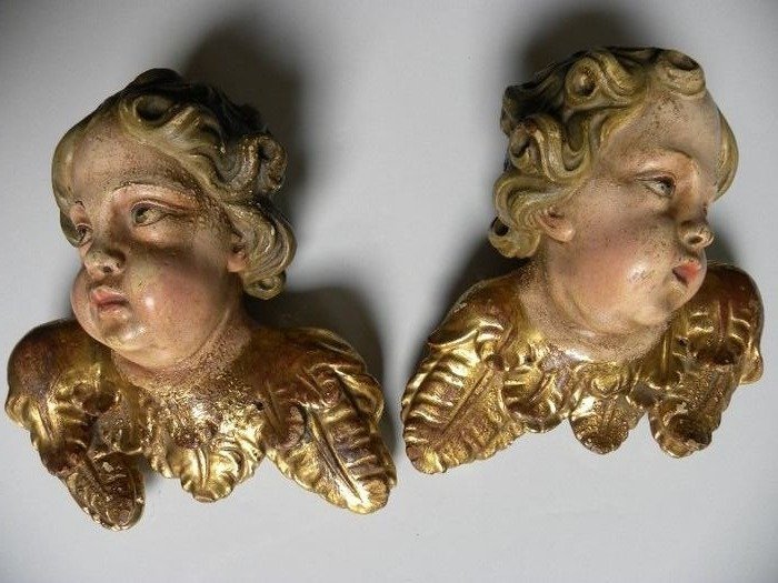 Beautiful set of large polychrome Angel / Cherub sculptures (2) - Baroque style - Wood - 19th century