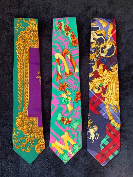 cravate versace