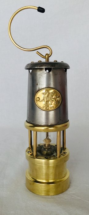 Prachtige Engelse mijnlamp “CYMRU” - Olielamp gemaakt van metaal en messing 
