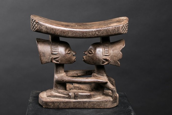 Original Shankadi headrest - Luba Baluba - DR Congo 
