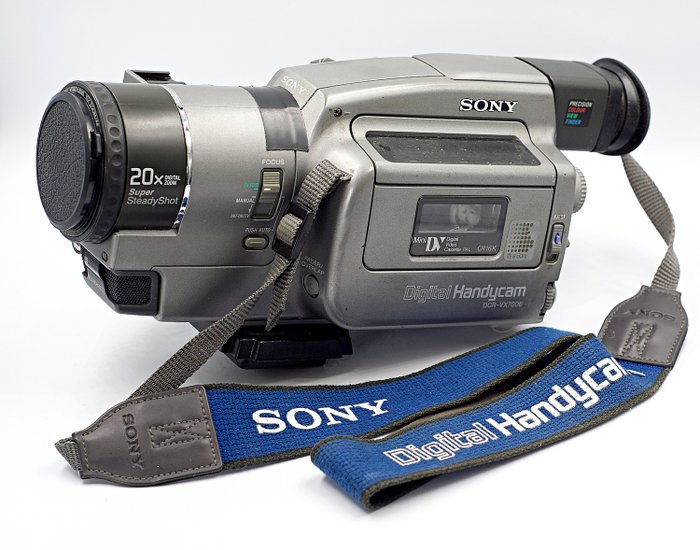 Sony DCR-VX700E - Digital Handycam
