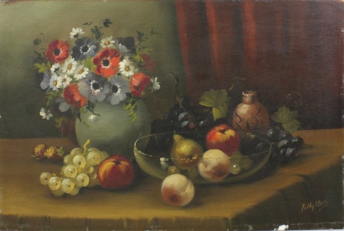 Tilly Moes (1899-1979) - Bloemen en fruit stilleven