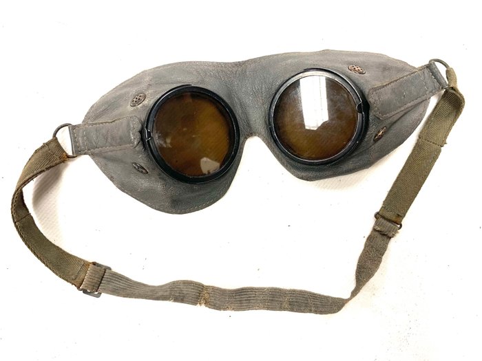 Germany - Goggles, WW2 Wehrmacht Issued Motorcycle Goggles