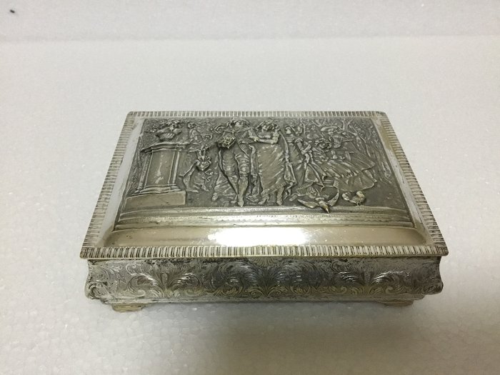 Guido Galbiati argentiere Milano - Galbiati silverware - Jewelery box - Silverplate