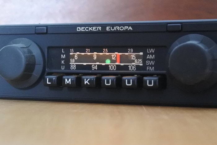 Rádio - Becker - Europa 772 - LMKU - 1977-1987