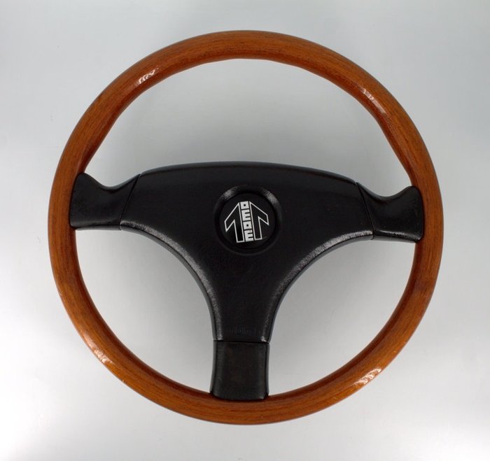 MOMO VL35 steering wheel with hub - Momo - 1990