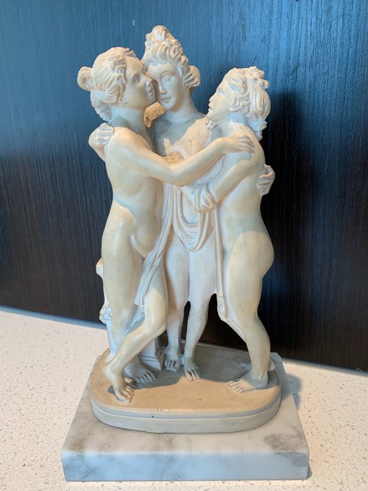“ The Three Graces “ sculpture Carved Marble after Antonio Canova, Italy early 20th Century, Signed - Resin/Polyester, Alabaster dust