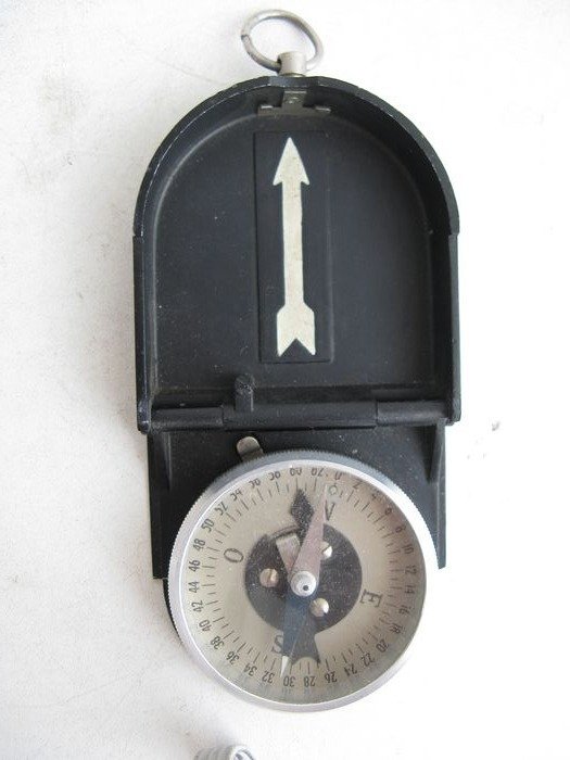 France - Antique compass DLM France wo2 1922