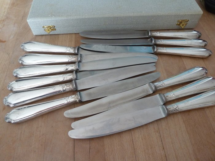 12 CHRISTOFLE kés készlet (12) - ezüstfém fémjelzéssel - Franciaország - Late 19th century