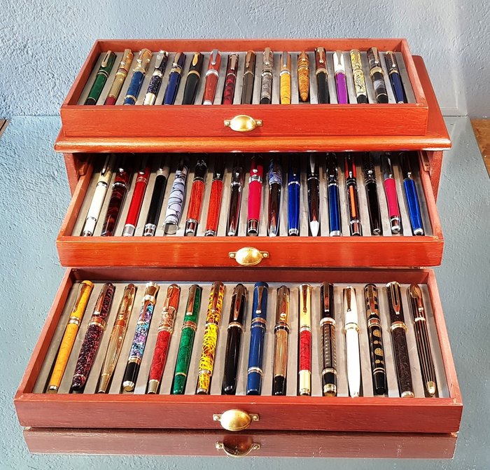 Planeta DEAgostini - Collection de 50 stylos-plumes - Collection complète de 50