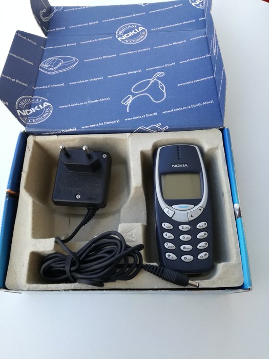 1 Nokia 3310 - Mobiltelefon - I original æske