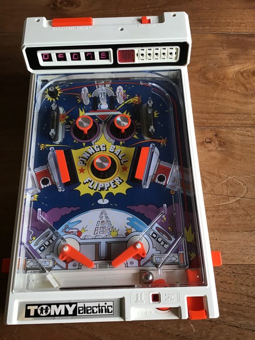 Tomy Electric - hand pinball machine with original box (1) - plastic