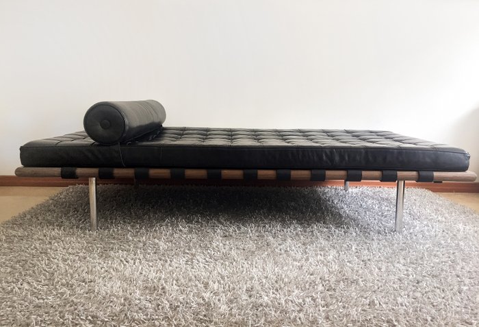 Ludwig Mies van der Rohe - Knoll - Schlafcouch - Barcelona