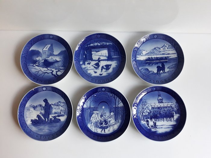 Royal Copenhagen - Christmas plates (6) - Porcelain