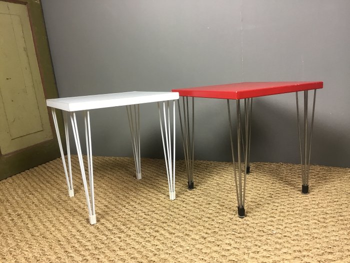 Pin Age Vintage Side Tables Catawiki