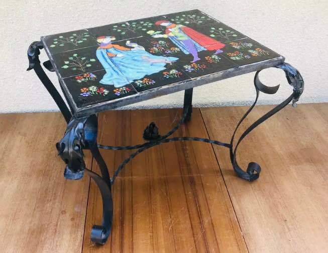 Cerenne  - Vallauris - Coffee table, Table with ceramic tiles depicting a gallant scene