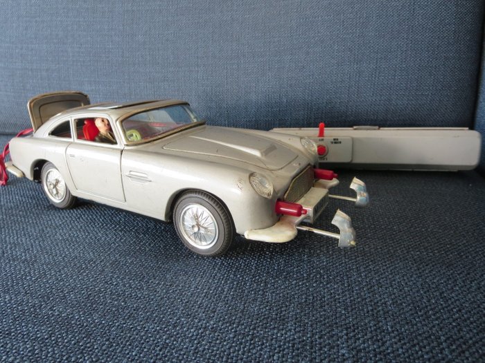Bandai - Car  James Bond "Aston Martin DB4 Secret Car"  1960s  007 - 1960-1969 - Japan