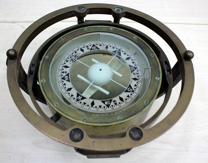 古色古香的Husun船指南针与万向悬浮 - 铜 - 20世纪上半叶