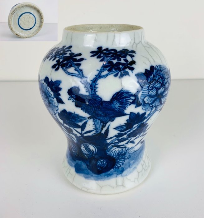 Vase en porcelaine craquelée de coq chinois - double cercle bleu - Porcelaine - Chine - Fin du XIXe siècle