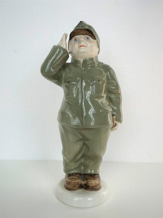 Royal Dux  - Dobry żołnierz Svejk - figurka - Porcelana