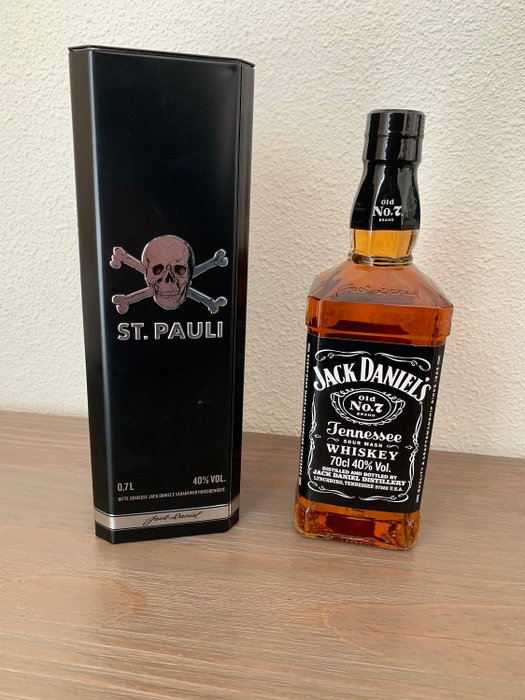 Jack Daniels Old No.7 - St Pauli - special edition in metal case - 70cl
