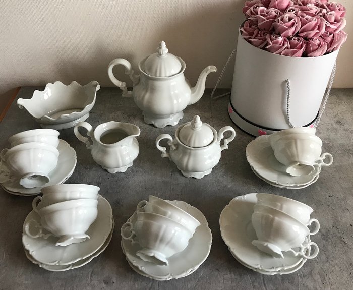 "Sylvia" Lorenz  Hutschenreuther - Antigo serviço de chá branco exclusivo 10 pessoas. - Porcelana