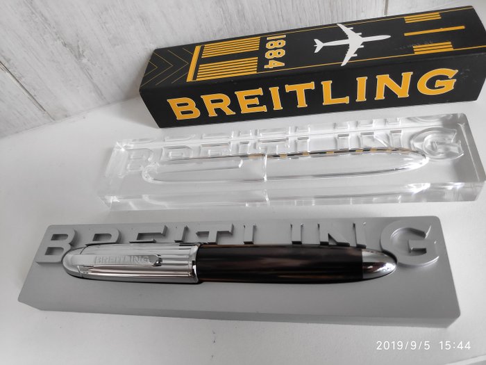 Breitling - 圆柱笔