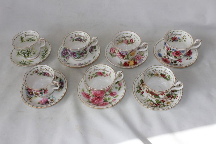Royal Albert England - Month cup and saucers (7) - Romantic - Porcelain