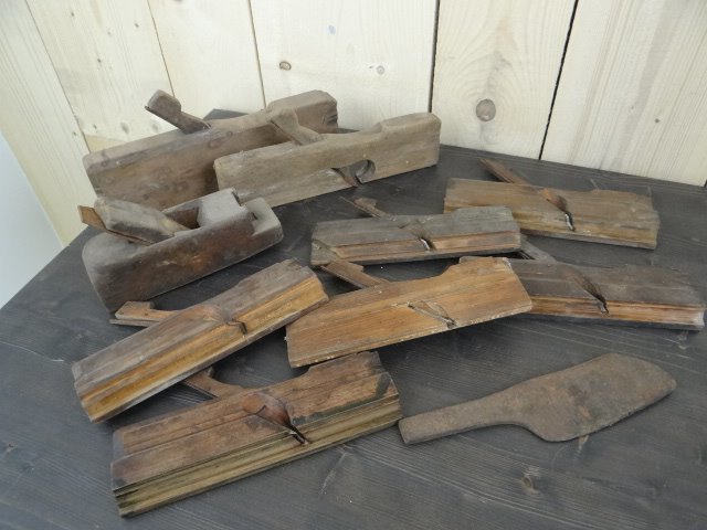 old carpenter's tools (10) - Wood