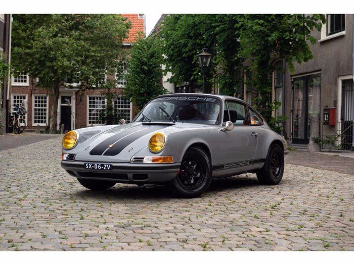 Porsche - 911 | 2.7 liter | Outlaw backdate - 1975