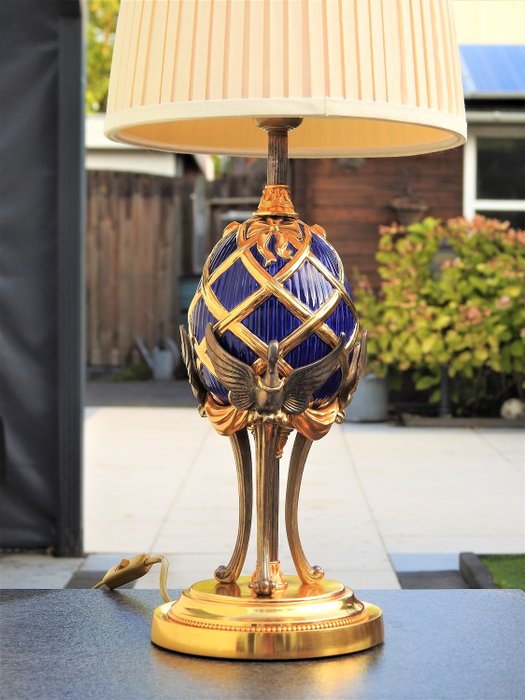 Franklin Mint - The Farbegé Imperial Egg Lamp by Franklin Mint - Candeeiro (1) - Renascimento - Ouro, Porcelana