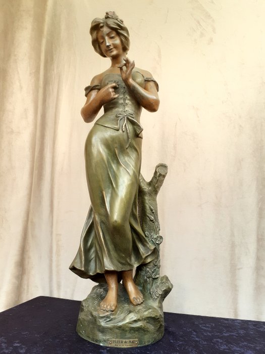 Aristide de Ranieri (1865-1929) - 雕塑, “鸢尾花”-66厘米 - 新艺术风格 - 粗锌 - 大约1900年